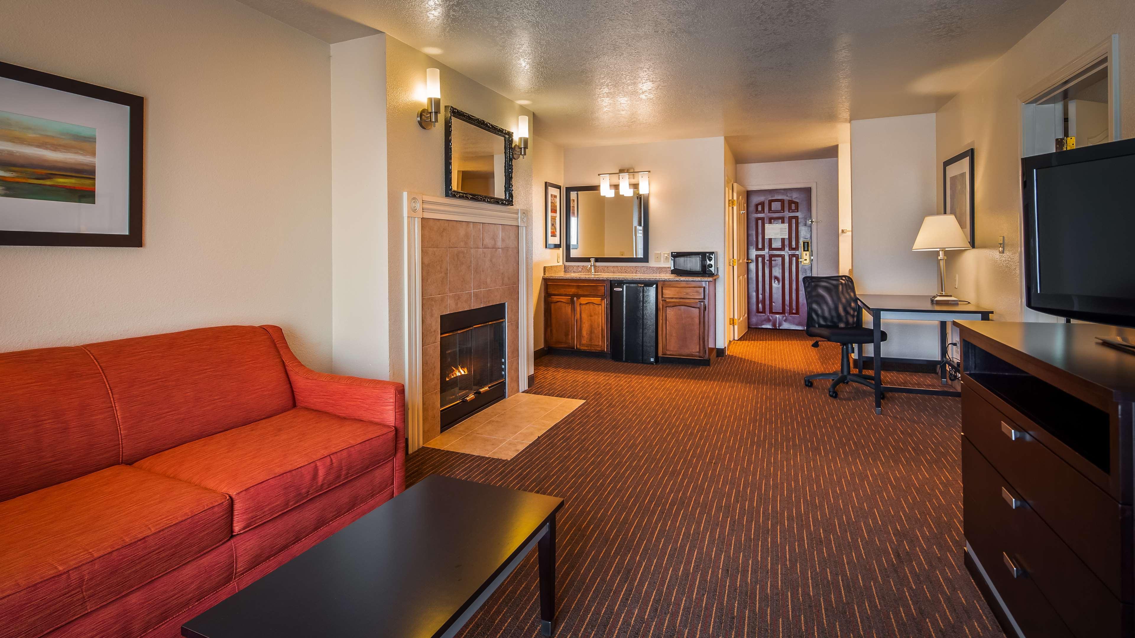 Best Western Luxury Inn Tracy Ngoại thất bức ảnh